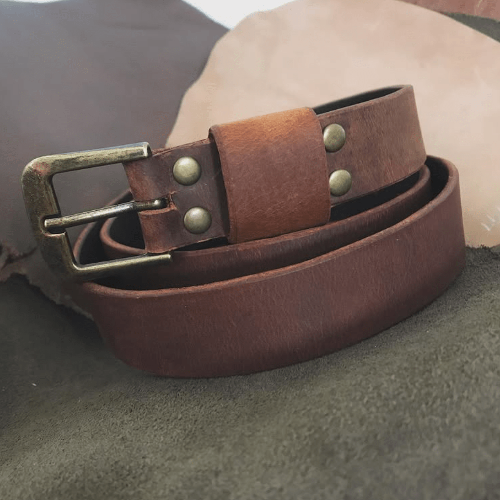 Sacs et accessoires en cuir recyclé, maroquinerie artisanale par Ariane Breault | Bolito | Cornuto Craft.