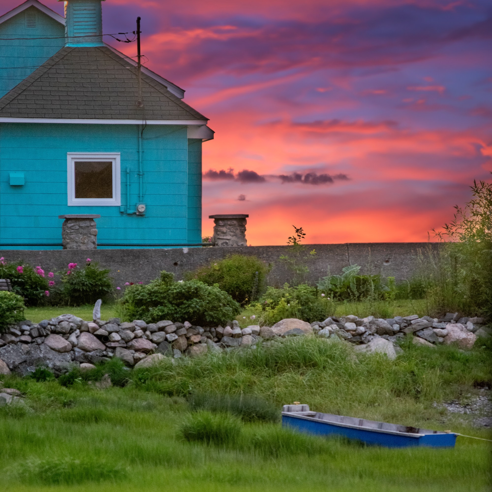 Photographe, cinéaste et musicien interdisciplinaire du Bas-Saint-Laurent, Sébastien Rioux.